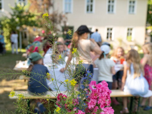 Picknick im Pfarrgarten zum Johannistag